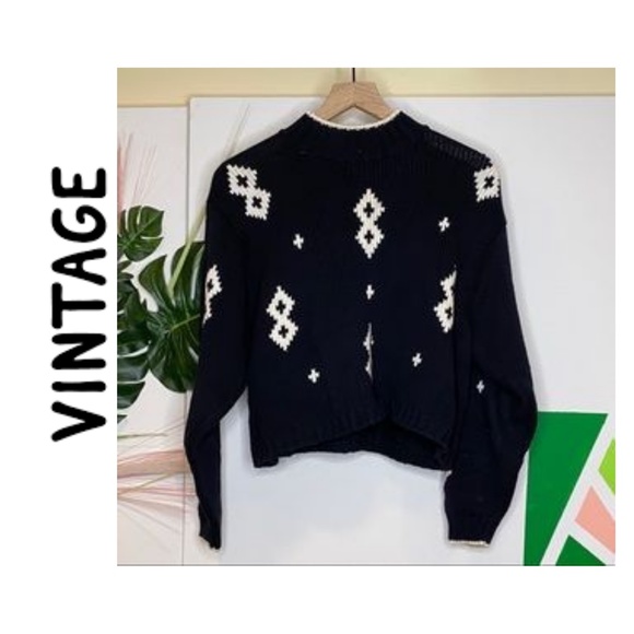 Liz Claiborne Sweaters - {Vintage} Liz Sport Cropped Sweater